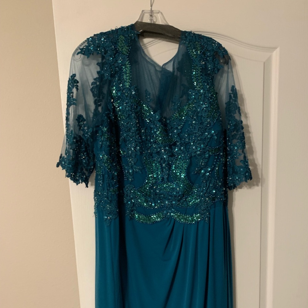 Beautiful formal dress for a wedding or Mother of the Groom/Bride dress